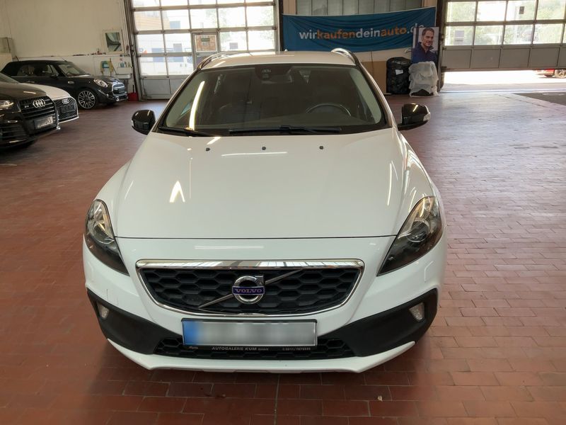 Volvo V40 Cross Country 1.6 D2 Kinetic 2014 – снимка 14