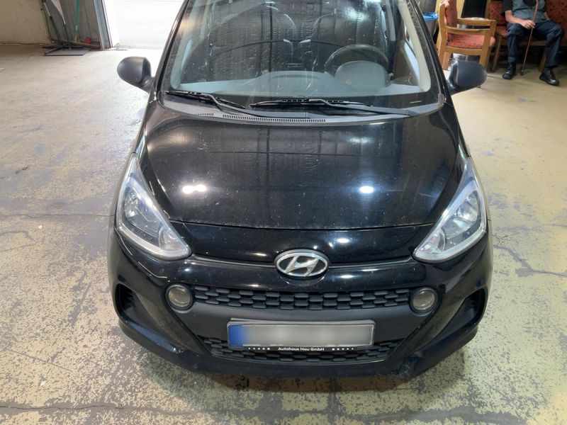 Hyundai i10 1.0 Go Plus 2017 – снимка 14