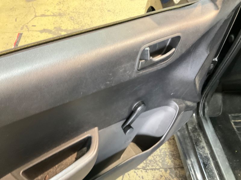 Hyundai i10 1.0 Go Plus 2017 – снимка 32