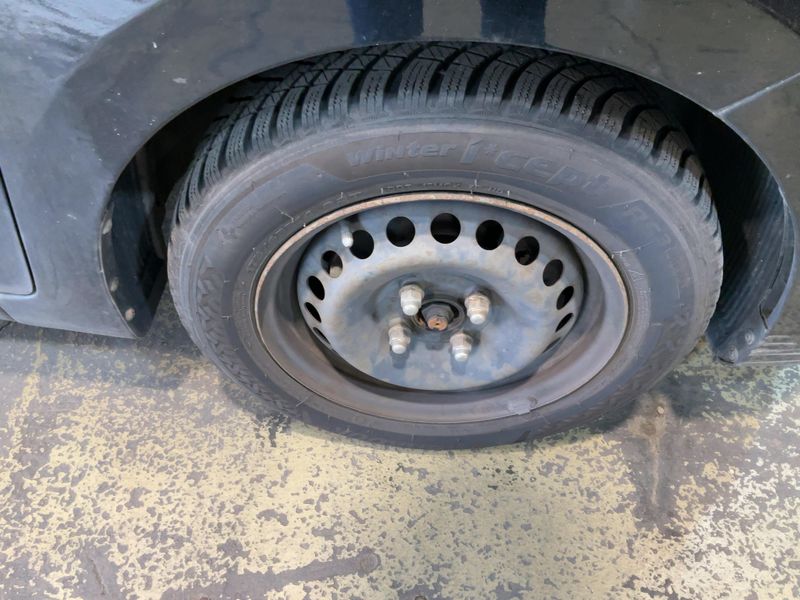 Hyundai i10 1.0 Go Plus 2017 – снимка 11