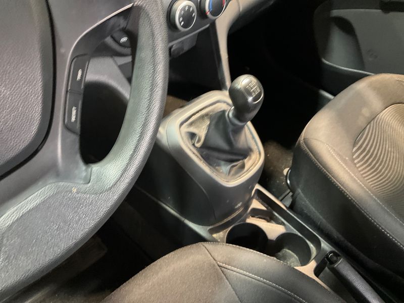 Hyundai i10 1.0 Go Plus 2017 – снимка 31