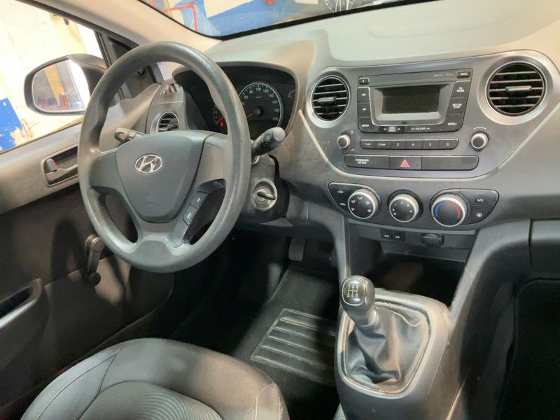 Hyundai i10 1.0 Go Plus 2017 – снимка 18