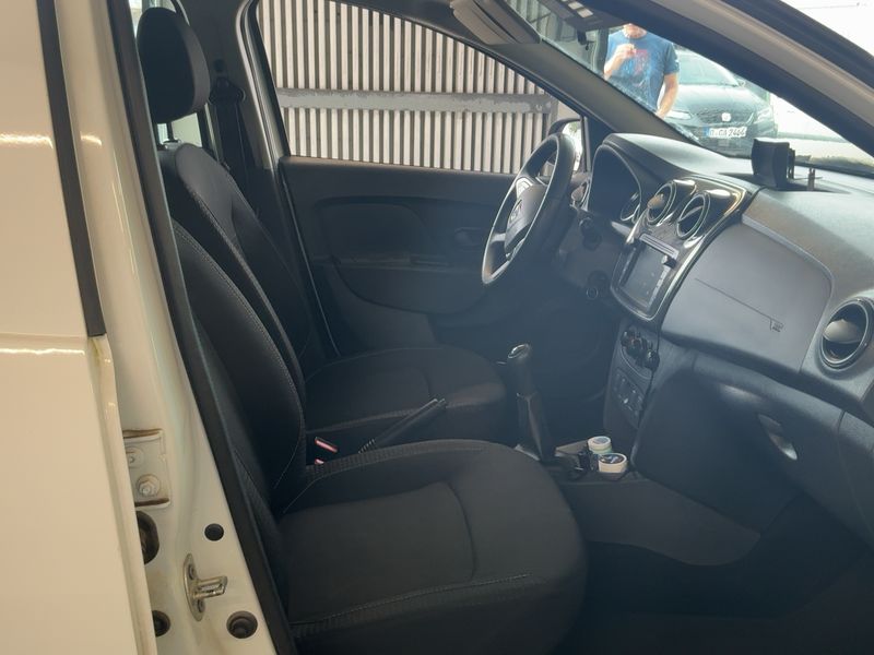 Dacia Logan MCV 1.0 SCe Essential 2018 – снимка 17