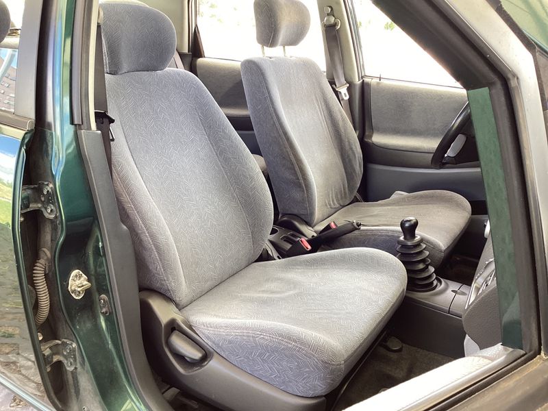 Suzuki Liana 1.3 Club 2004 – снимка 3