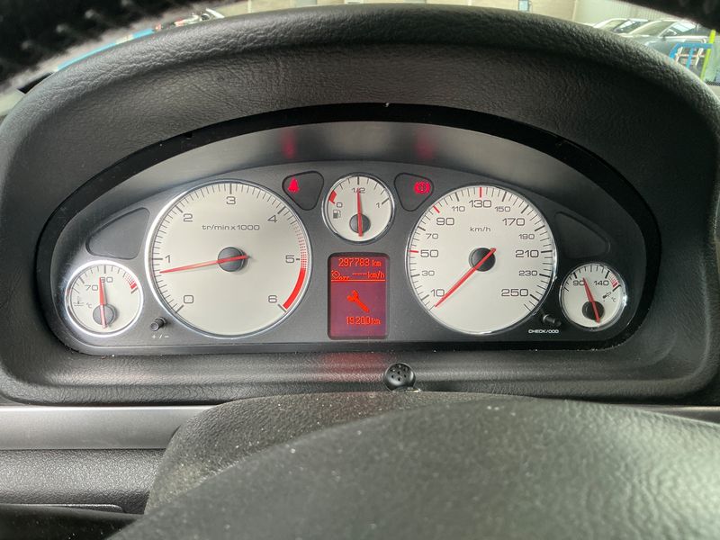 Peugeot 407 1.6 HDi SR Sport 2007 – снимка 4