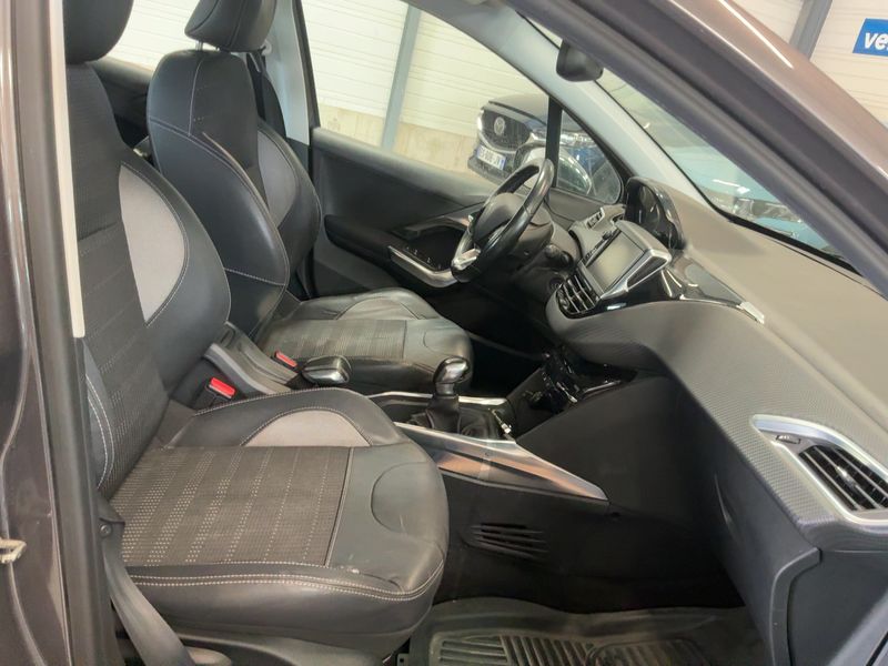 Peugeot 2008 1.6 Allure 2014 – снимка 16