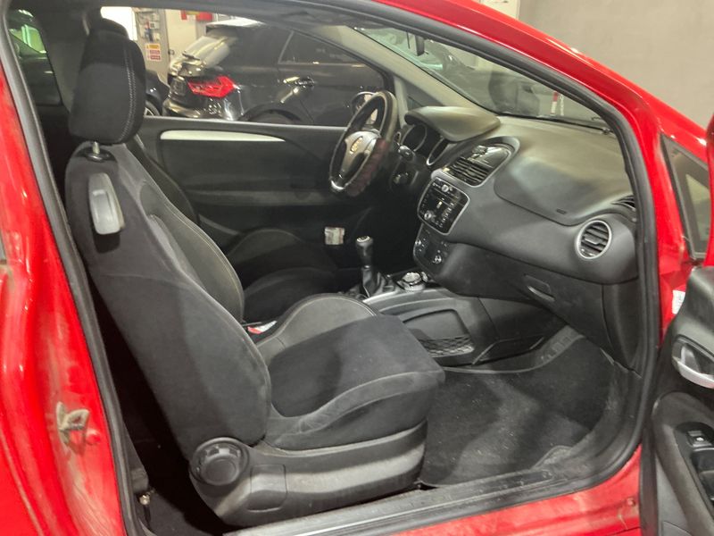 Fiat Punto 1.4 Turbo Lounge 2012 – снимка 3