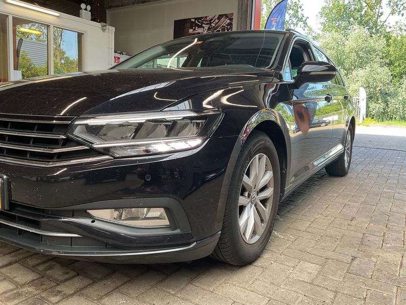 Volkswagen Passat 1.5 TSI ACT Business 2019 – снимка 2