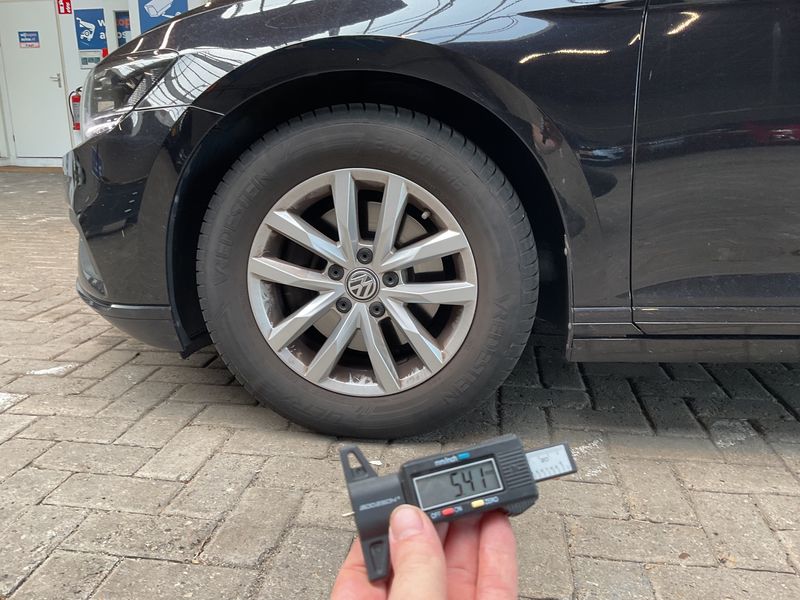 Volkswagen Passat 1.5 TSI ACT Business 2019 – снимка 3