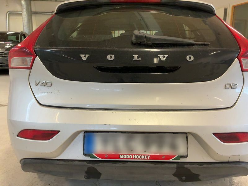 Volvo V40 2.0 D2 Kinetic 2016 – снимка 7