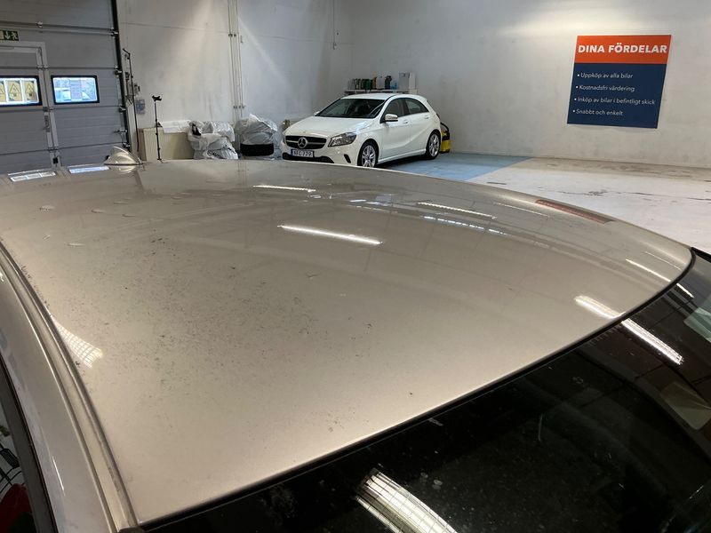 Volvo V40 2.0 D2 Kinetic 2016 – снимка 22