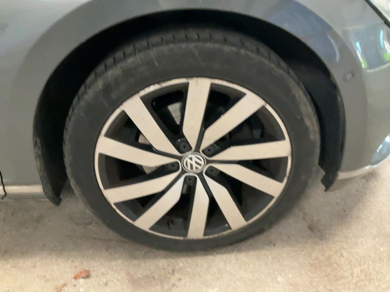 Volkswagen Passat 2.0 TDI Carat BlueMotion Tech 2016 – снимка 11