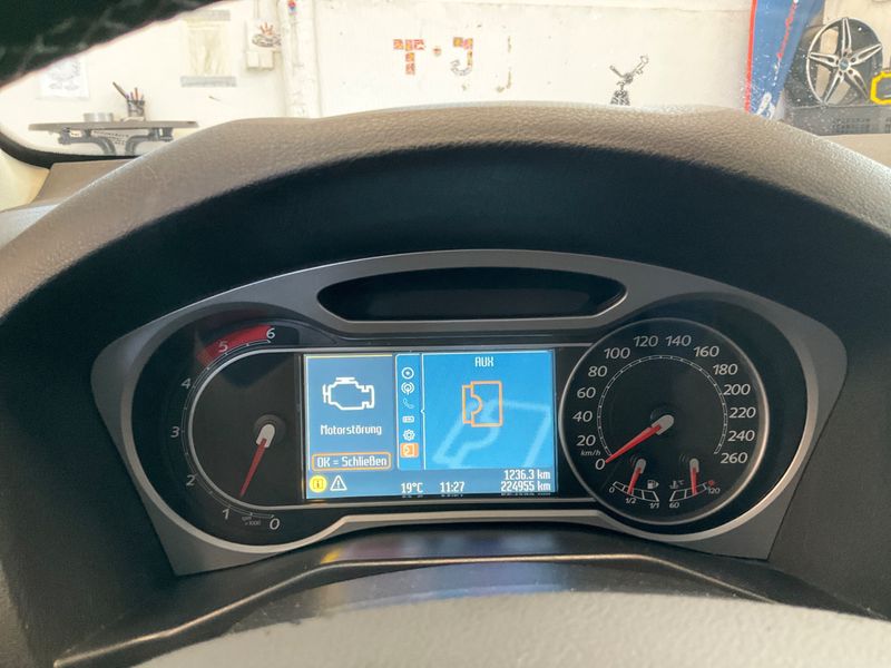 Ford Mondeo 2.2 TDCi Titanium 2009 – снимка 4