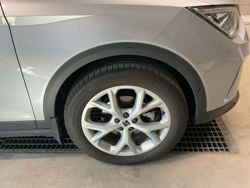 Seat Arona 1.0 TSI FR 2024 – снимка 11