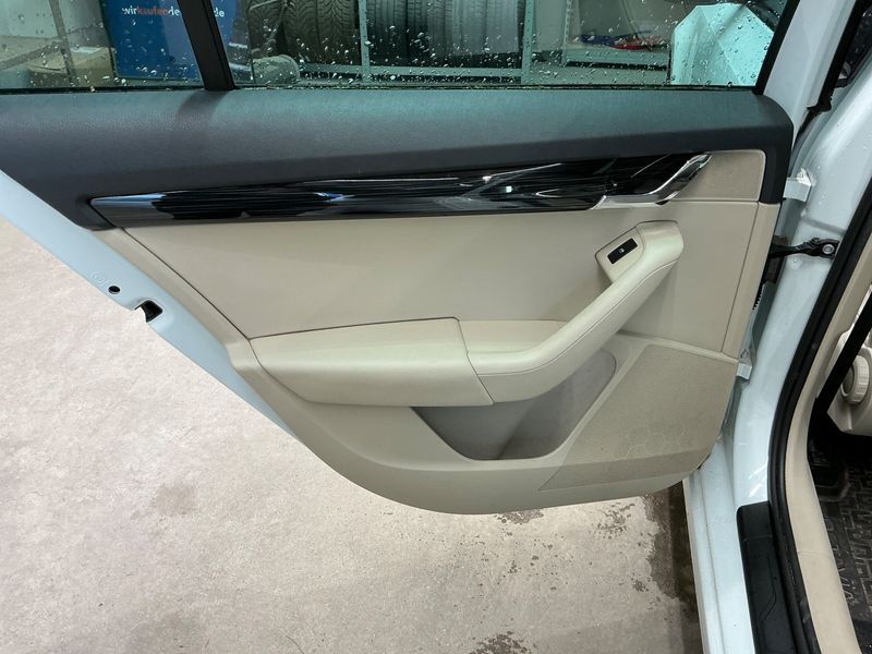 Skoda Octavia 2.0 TDI Style 2018 – снимка 25