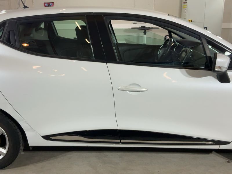 Renault Clio 1.5 dCi Dynamique 2018 – снимка 10