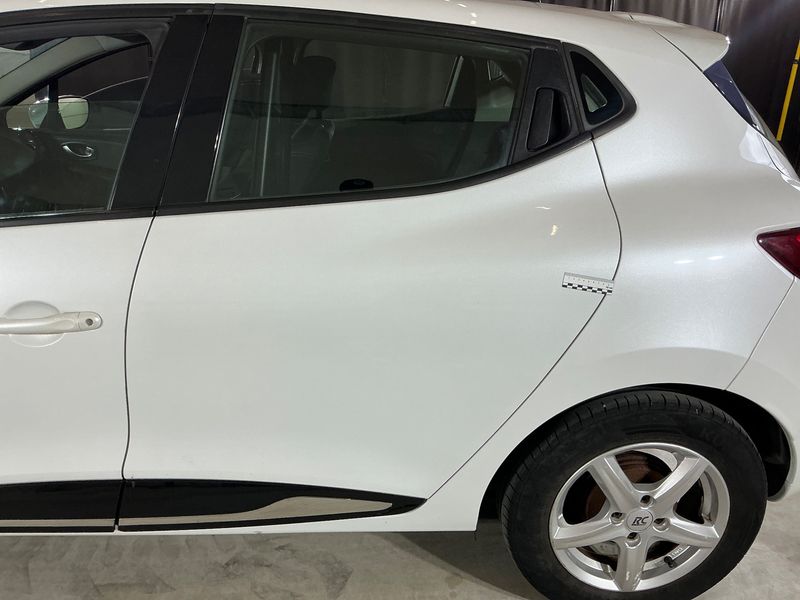 Renault Clio 1.5 dCi Dynamique 2018 – снимка 32