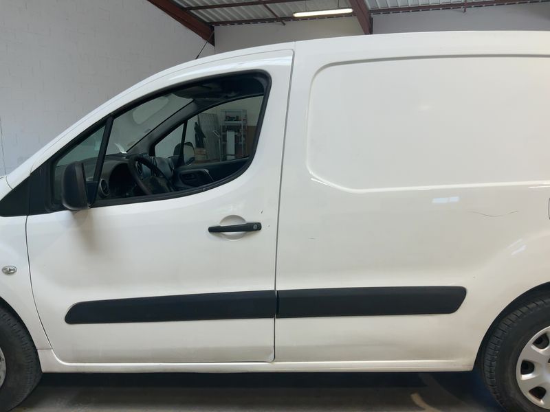 Peugeot Partner 1.6 Blue-HDi L1 Premium Pack 2017 – снимка 4