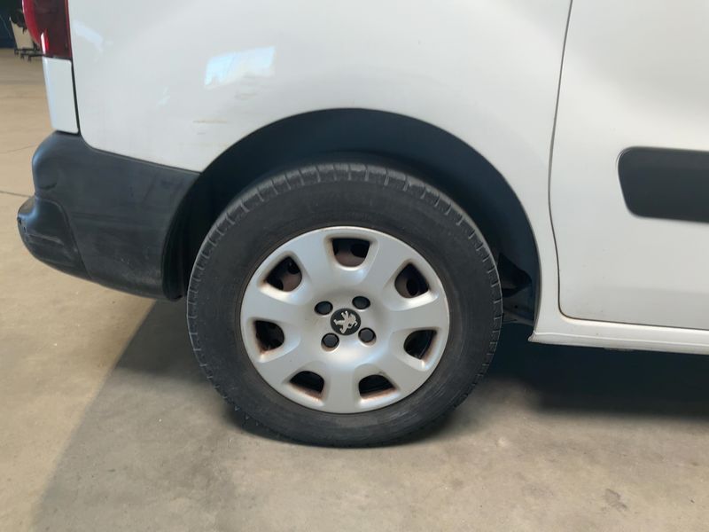 Peugeot Partner 1.6 Blue-HDi L1 Premium Pack 2017 – снимка 9