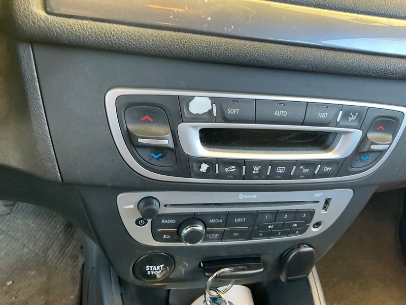 Renault Megane 1.5 dCi Limited 2014 – снимка 28
