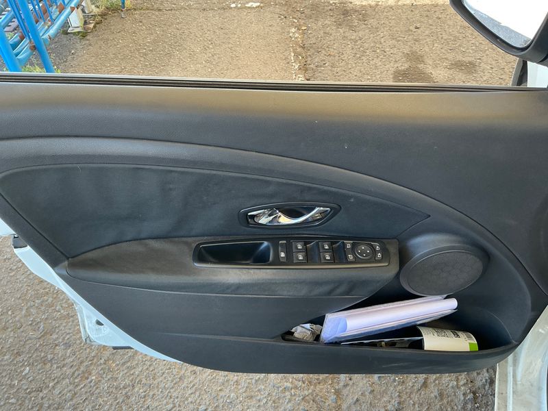 Renault Megane 1.5 dCi Limited 2014 – снимка 25