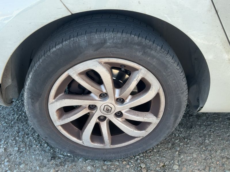 Renault Megane 1.5 dCi Limited 2014 – снимка 9