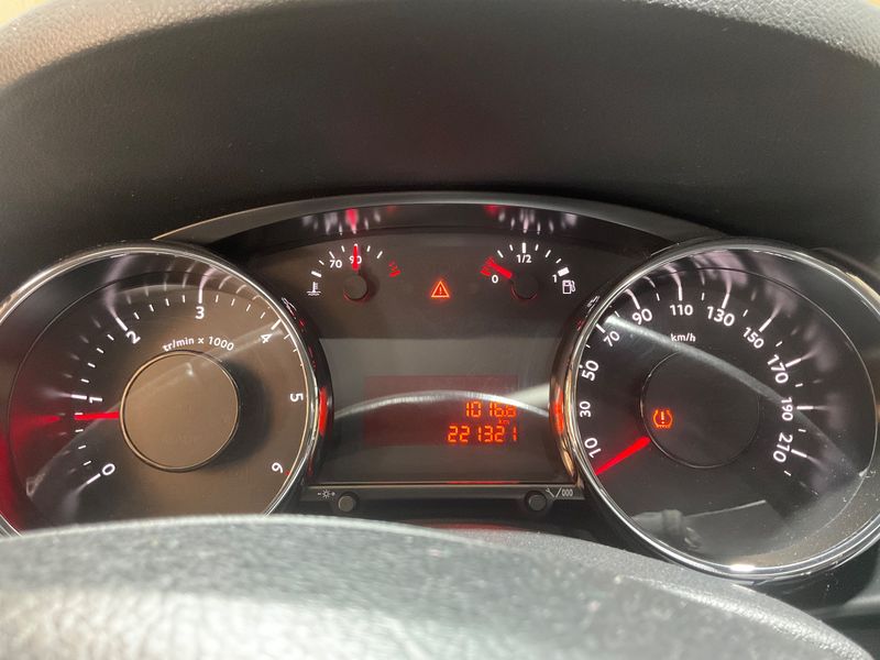 Peugeot 3008 2.0 Blue-HDi Active Business 2016 – снимка 18