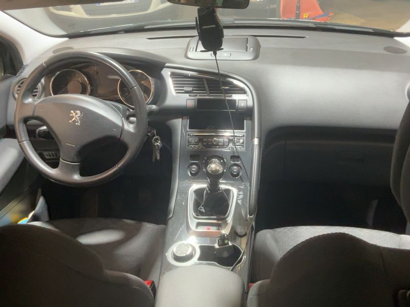 Peugeot 3008 2.0 Blue-HDi Active Business 2016 – снимка 17