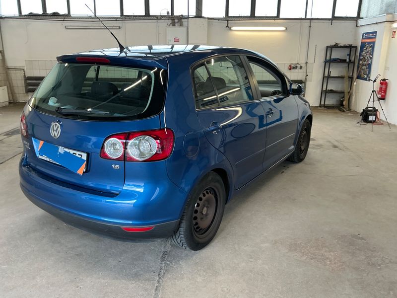 Volkswagen Golf V Plus 1.6 Tour 2007 – снимка 2