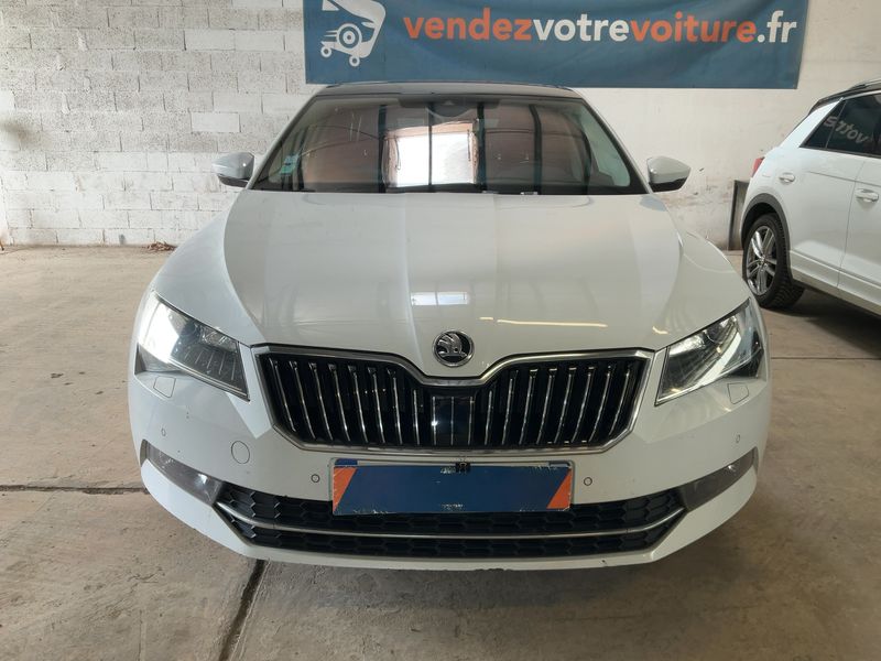 Skoda Superb 2.0 TDI Laurin & Klement 2017 – снимка 14