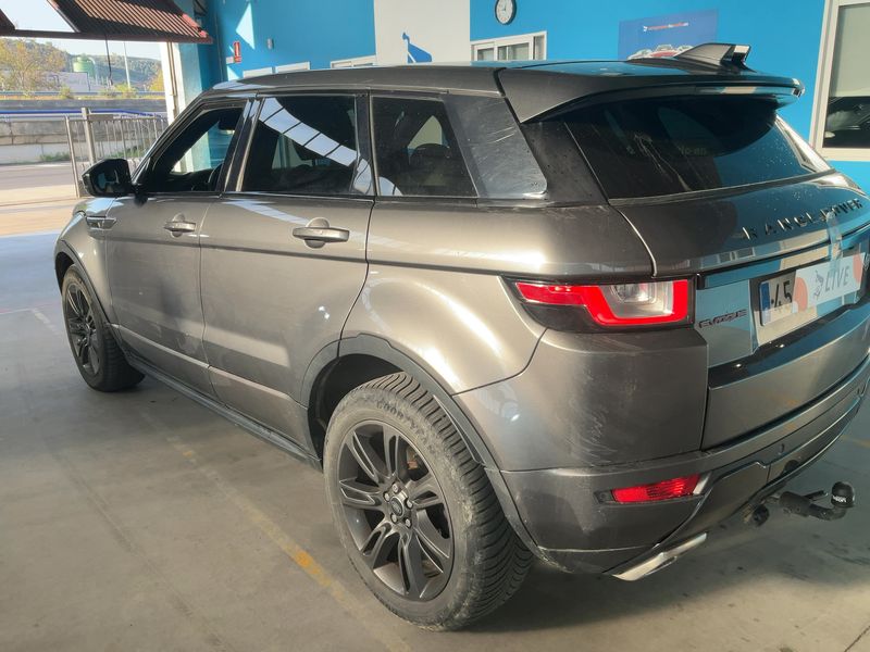 Land Rover Evoque 2.0 Sd4 SE Dynamic 2018 – снимка 6