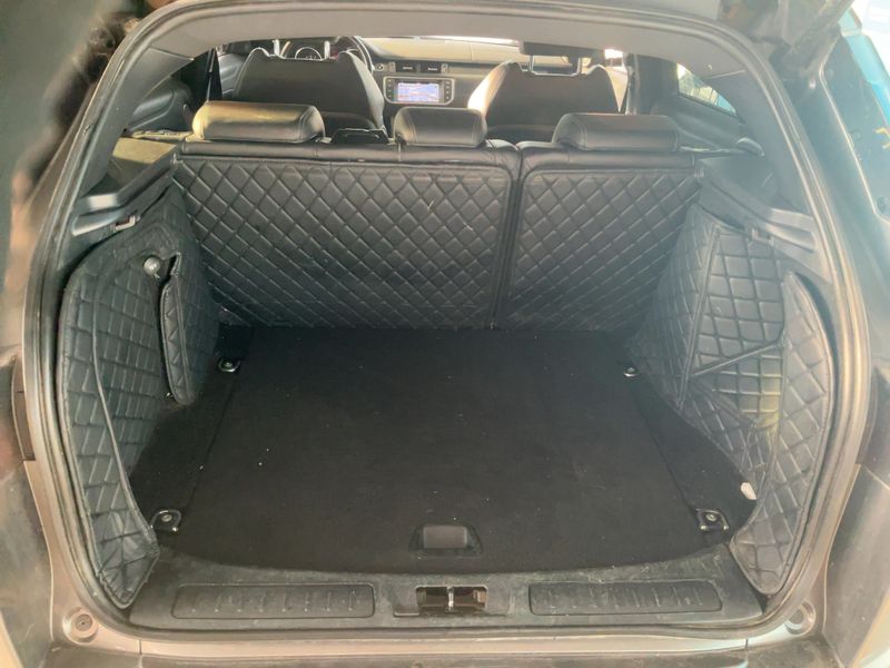 Land Rover Evoque 2.0 Sd4 SE Dynamic 2018 – снимка 15