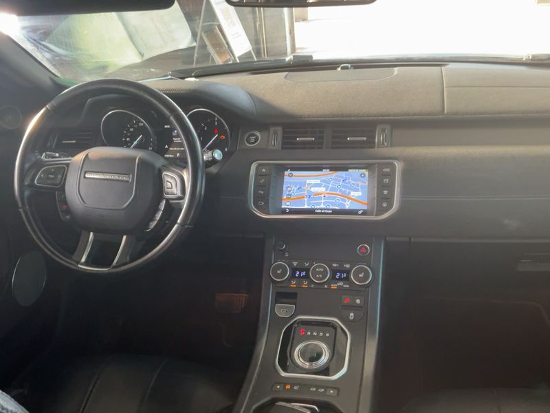 Land Rover Evoque 2.0 Sd4 SE Dynamic 2018 – снимка 17