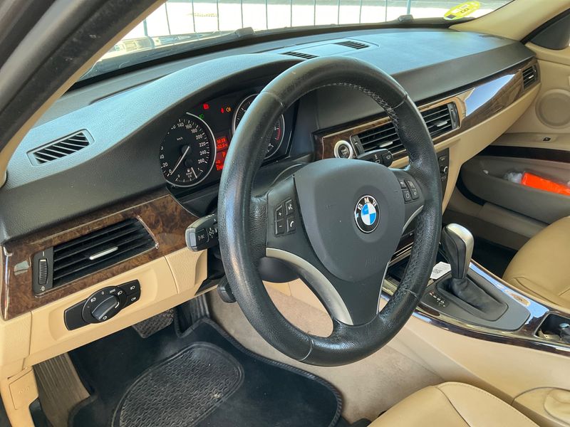 BMW 3er 330d xDrive 2008 – снимка 26
