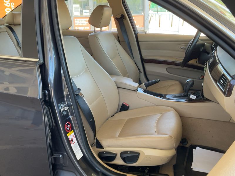 BMW 3er 330d xDrive 2008 – снимка 16
