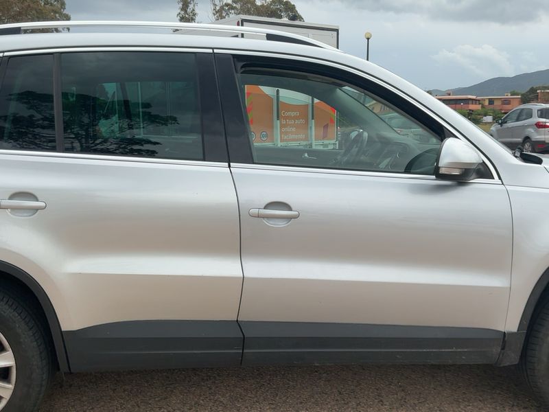 Volkswagen Tiguan 1.4 TSI Sport & Style 4Motion 2011 – снимка 10