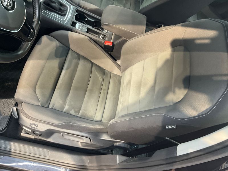 Volkswagen Golf VII 2.0 TDI Comfortline 4Motion BlueMotion Tech 2018 – снимка 25