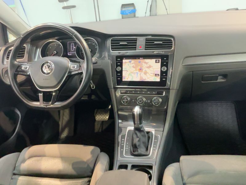 Volkswagen Golf VII 2.0 TDI Comfortline 4Motion BlueMotion Tech 2018 – снимка 18
