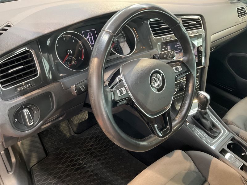 Volkswagen Golf VII 2.0 TDI Comfortline 4Motion BlueMotion Tech 2018 – снимка 26