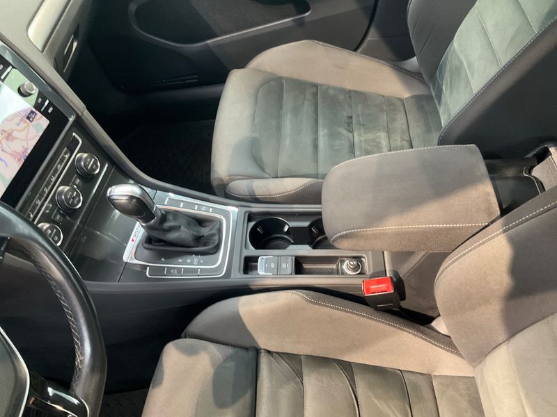 Volkswagen Golf VII 2.0 TDI Comfortline 4Motion BlueMotion Tech 2018 – снимка 27