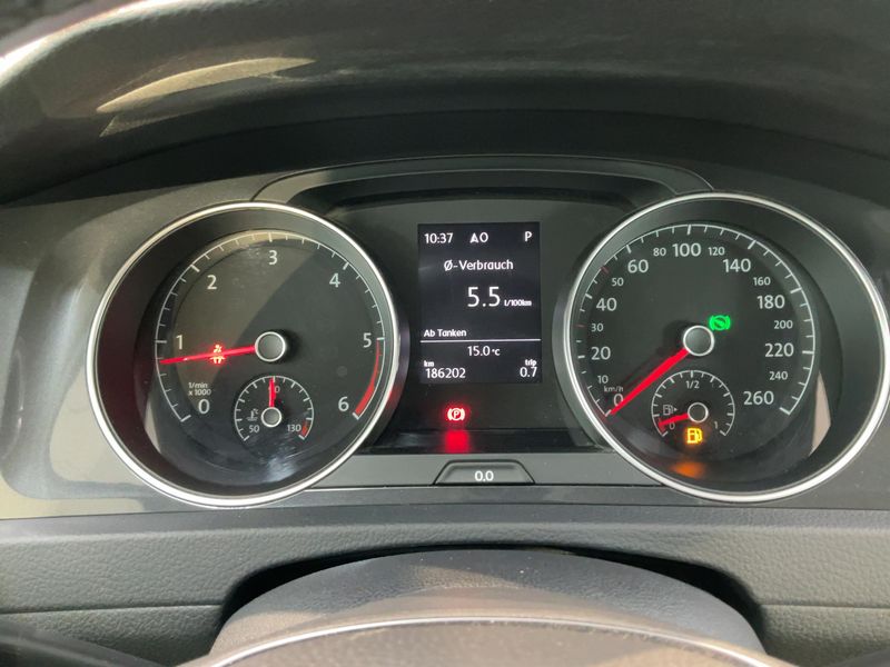 Volkswagen Golf VII 2.0 TDI Comfortline 4Motion BlueMotion Tech 2018 – снимка 19