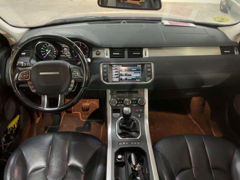 Land Rover Evoque 2.2 Td4 Pure Technik 2015 – снимка 17