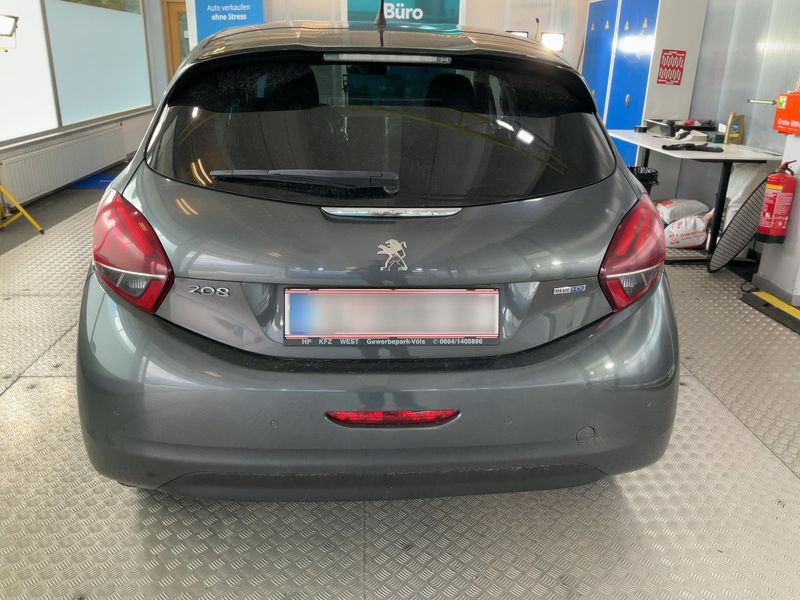 Peugeot 208 1.6 Blue-HDi Style 2016 – снимка 7