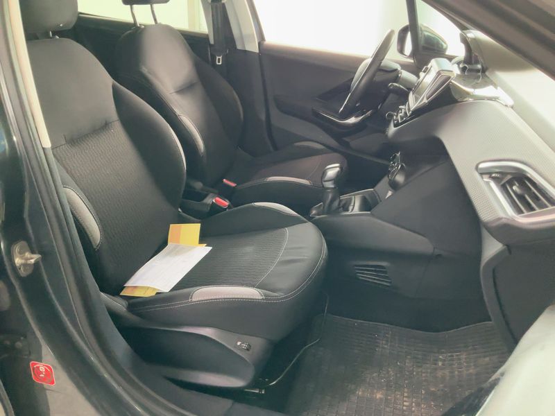 Peugeot 208 1.6 Blue-HDi Style 2016 – снимка 16