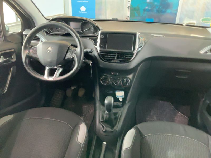 Peugeot 208 1.6 Blue-HDi Style 2016 – снимка 17