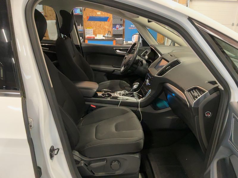 Ford S-Max 2.0 TDCi Titanium 2016 – снимка 16