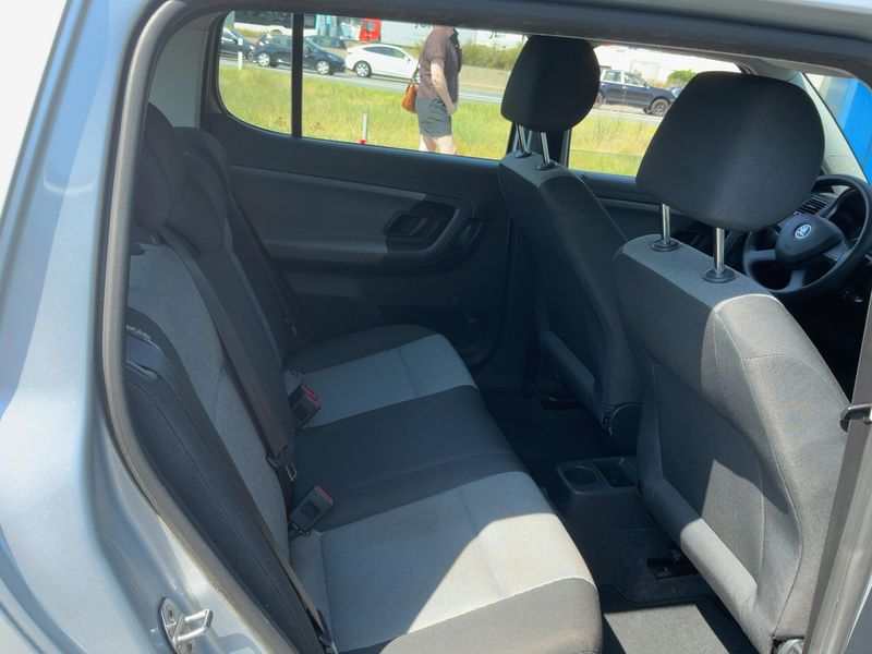 Skoda Fabia 1.2 Cool Edition 2013 – снимка 19