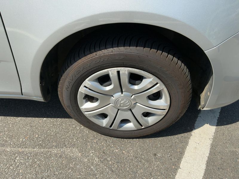 Skoda Fabia 1.2 Cool Edition 2013 – снимка 11