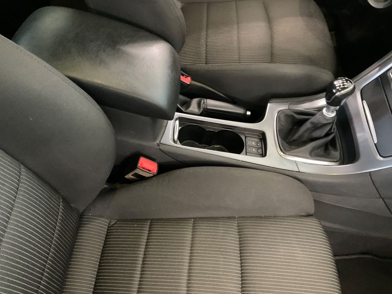 Ford Mondeo 2.0 TDCi Titanium 2013 – снимка 28