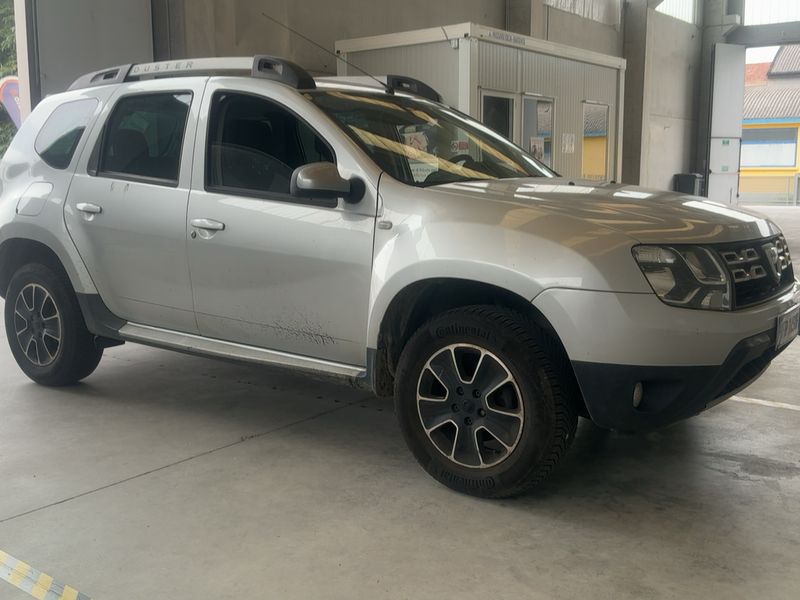 Dacia Duster 1.5 dCi Prestige 4x2 2016 – снимка 12